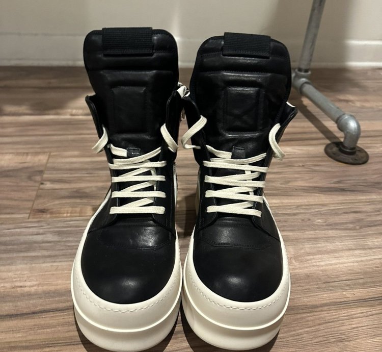 FW23 Mega Bumper Geobasket Hightop Sneakers 40