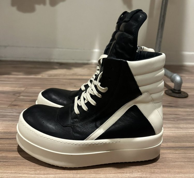 FW23 Mega Bumper Geobasket Hightop Sneakers 40