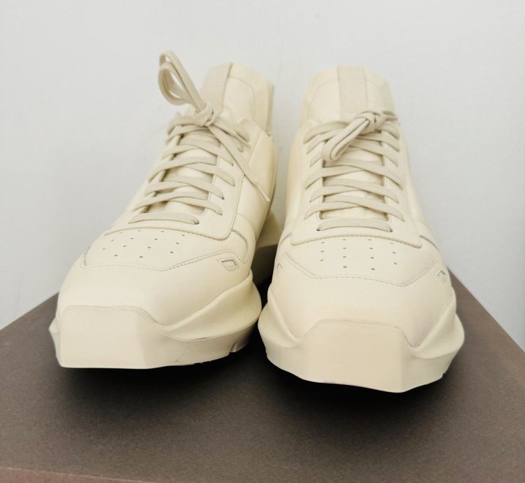 GETH SNEAKER - MILK MILK MILK