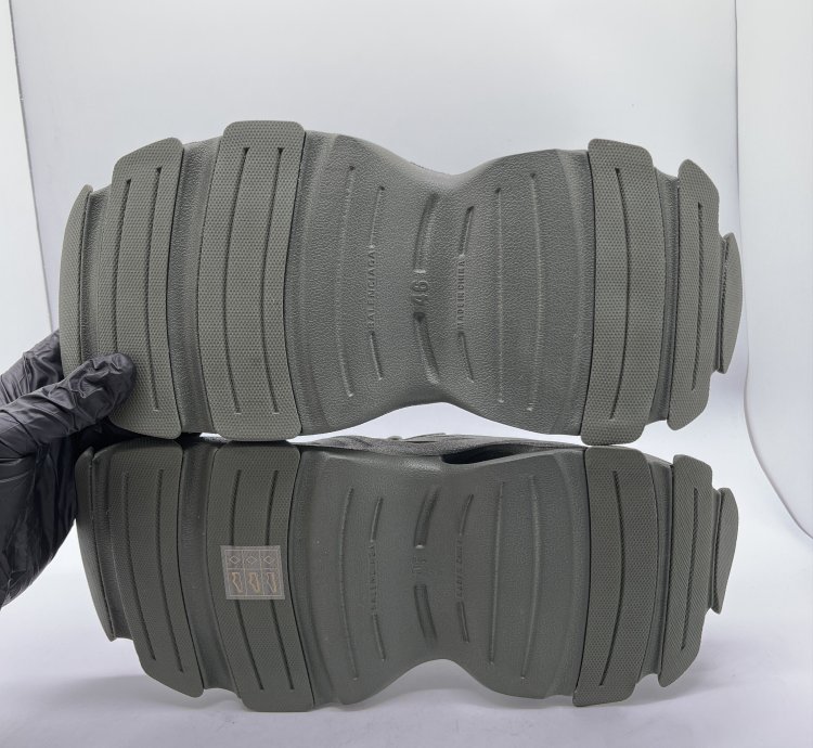 HD Rubber Lace Up Sneakers