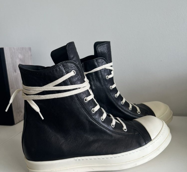 Hollywood High (waxed leather)