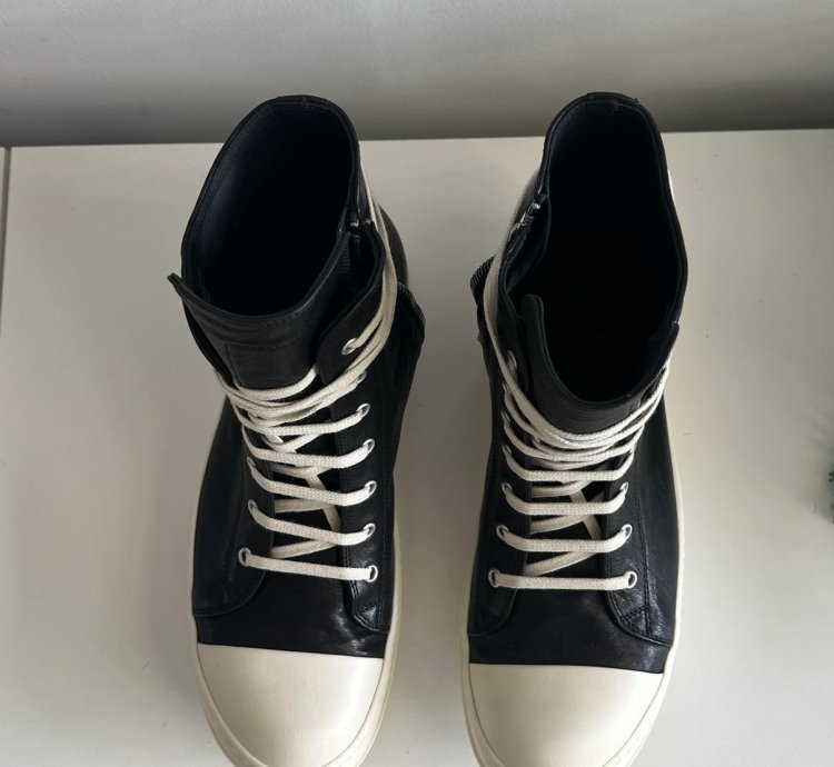 Hollywood High (waxed leather)