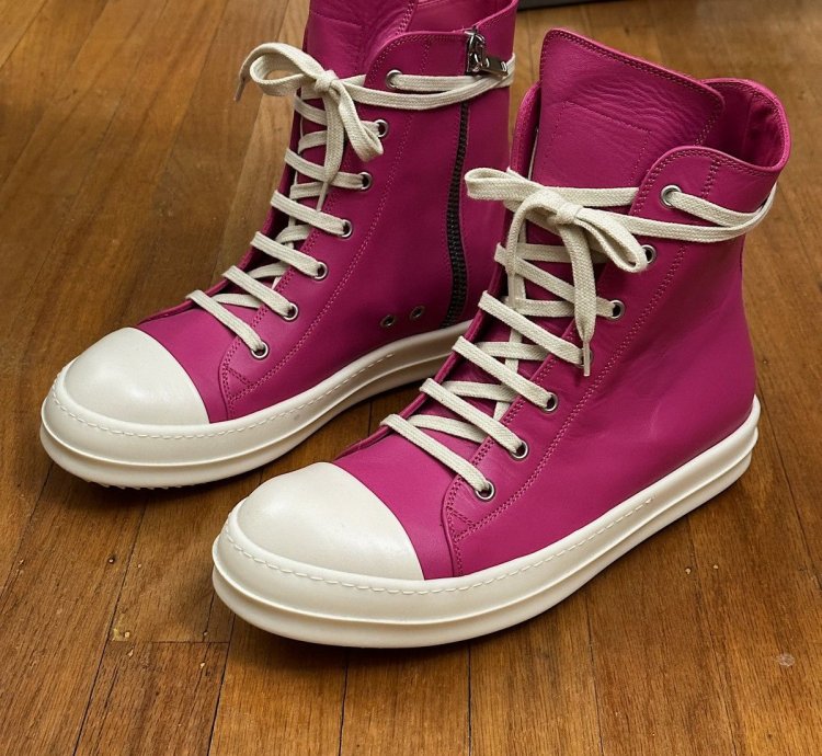 Hot Pink Ramones (brand new in box)