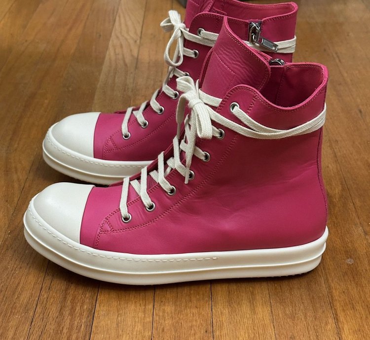 Hot Pink Ramones (brand new in box)
