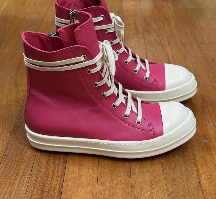 Hot Pink Ramones (brand new in box)