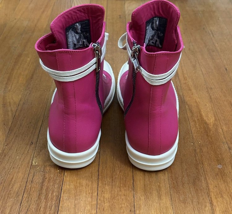 Hot Pink Ramones (brand new in box)