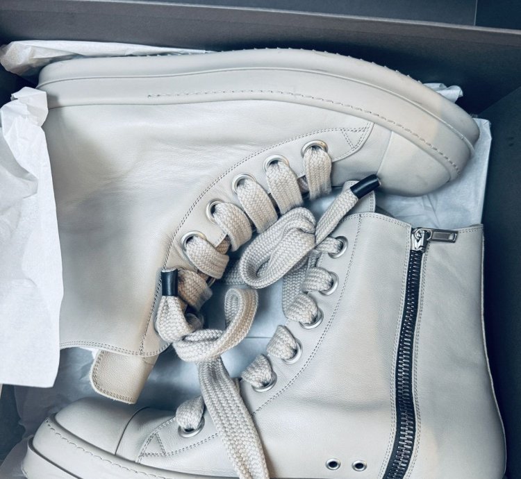 JUMBO LACE RAMONES