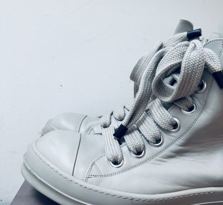 JUMBO LACE RAMONES