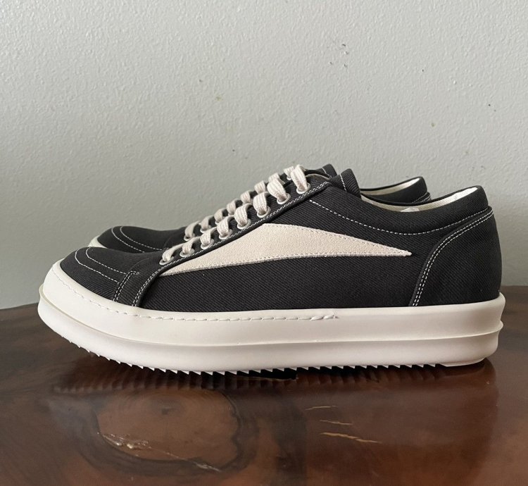 LAST DROP Vintage Denim Sneakers