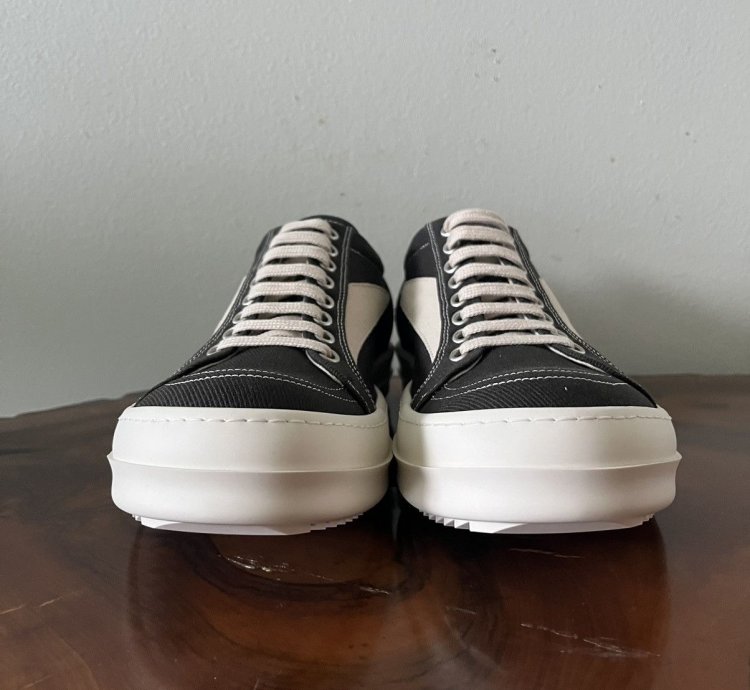 LAST DROP Vintage Denim Sneakers