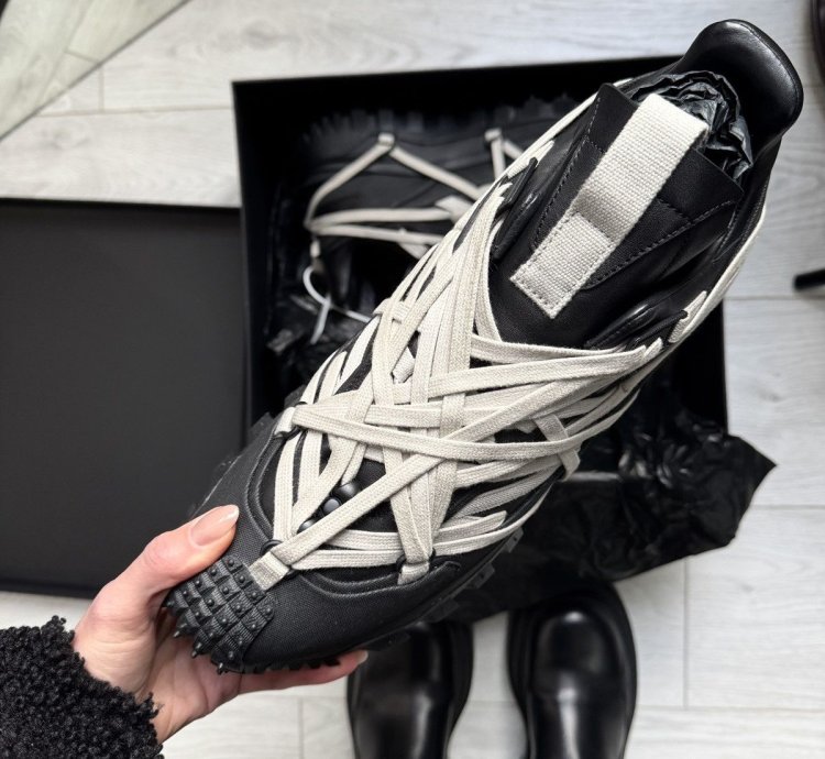 Last Rick Owens Moncler Trailgrip Megalace Runner Sneakers