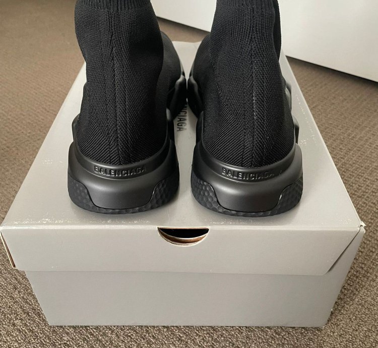 MEN SPEED SNEAKER IN BLACK