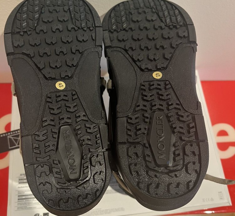 Moncler Megalace Amber Leather Snow Boots
