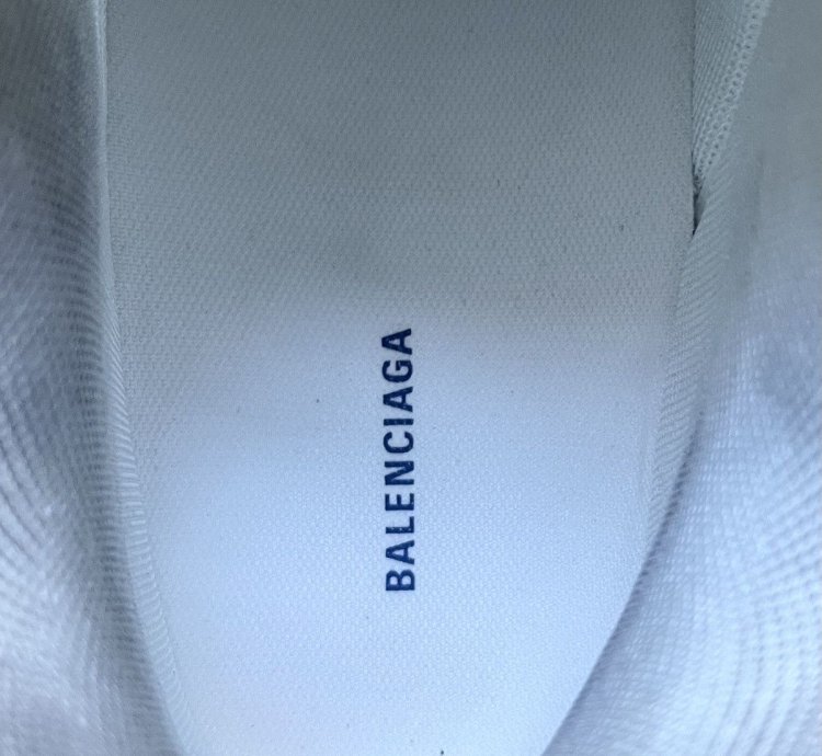 NEW AUTHENTIC PRISTINE