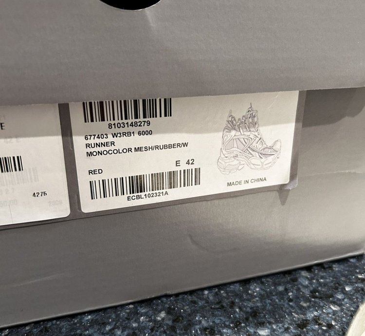 NEW Balenciaga Runner Red Red Size 42 (9US)