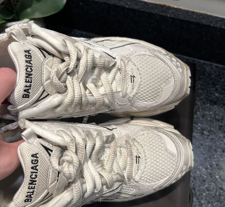 NEW Balenciaga Runner Track White Size 41 (8US)