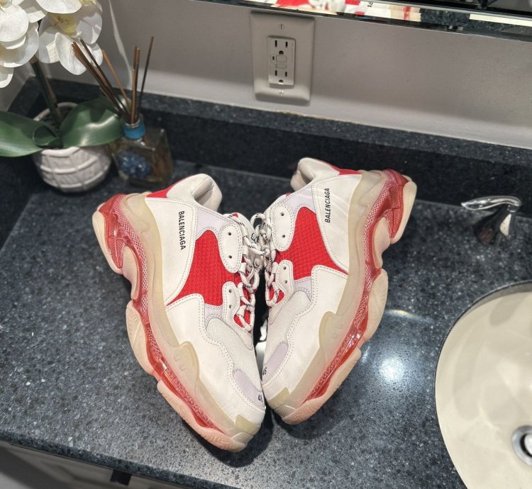NEW Balenciaga Triple Red White Size 46 (13US)