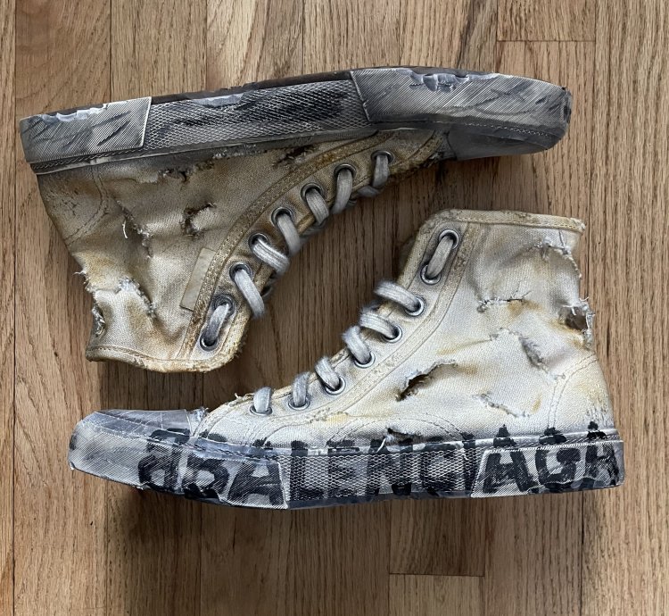 New Destroyed Paris Sneakers (41) Fits 41-42 US 8-9