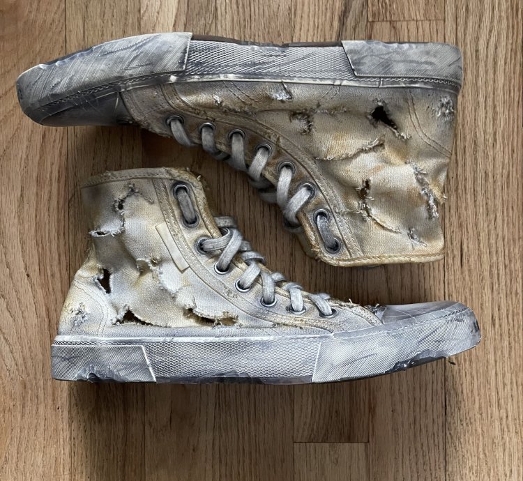 New Destroyed Paris Sneakers (41) Fits 41-42 US 8-9
