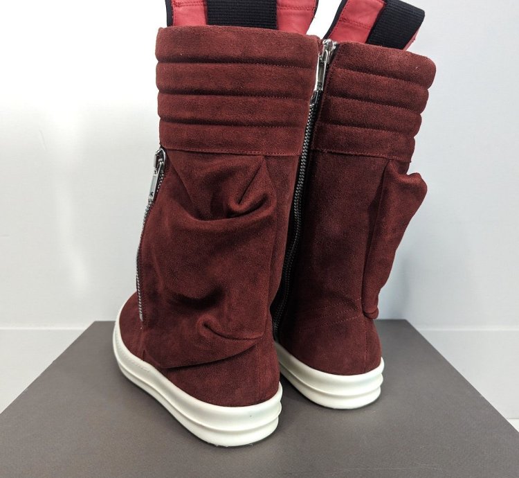 NEW RARE BLOOD SUEDE CARNELIAN CARGOBASKET SNEAKERS 43