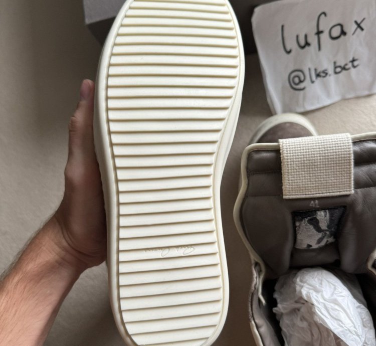 NEW RARE SAMPLE FW22 STROBE SUEDE LEATHER GEOBASKET