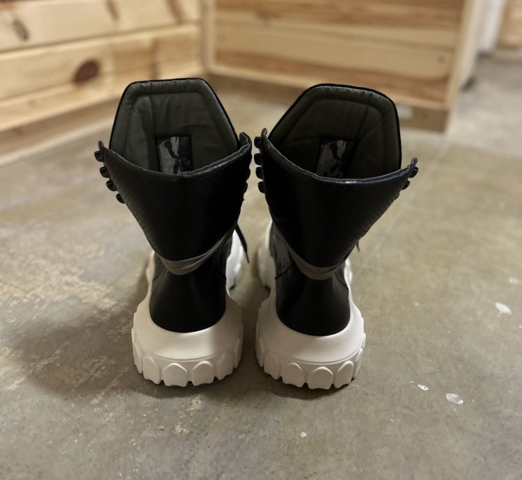 NEW Rick Owen Tractor Dunks Milk Black 2018 Size 42 (9US)