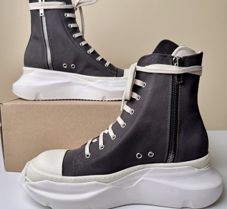 NEW Rick Owens Abstract High 22oz Denim Dark Dust Milk