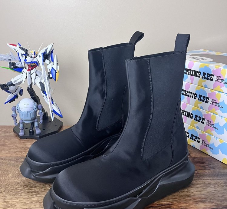 NEW Rick Owens Beatle Bozo Abstract Hi Triple Black