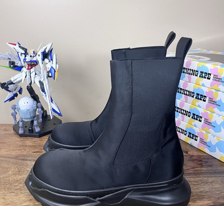 NEW Rick Owens Beatle Bozo Abstract Hi Triple Black