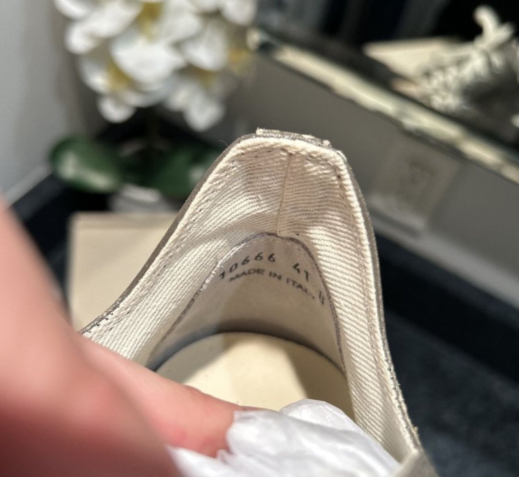 NEW SS18 Rick Owen Ramone Dust Milk Size 41