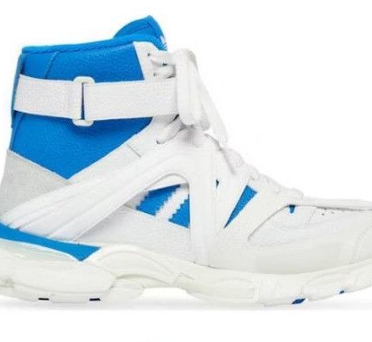 o1in1g0324 Track Forum Sneakers in White Blue