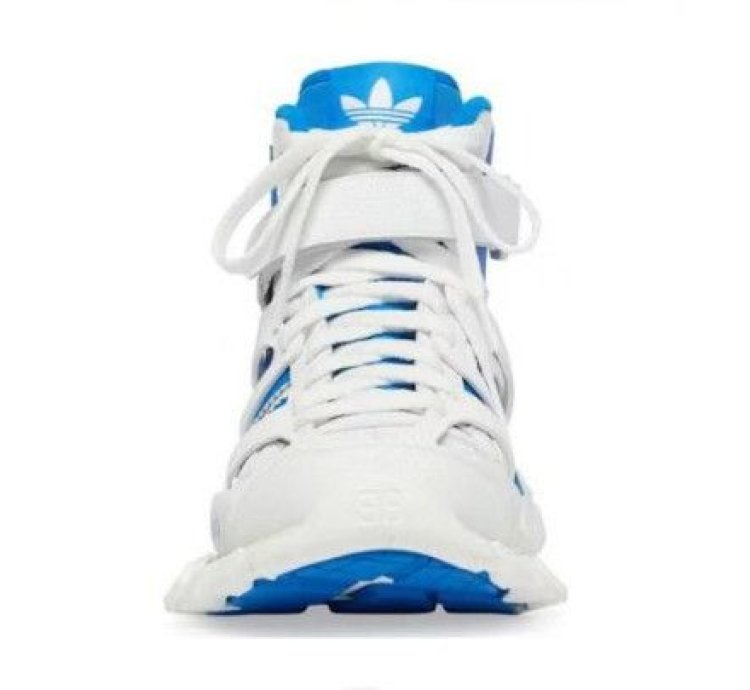 o1in1g0324 Track Forum Sneakers in White Blue