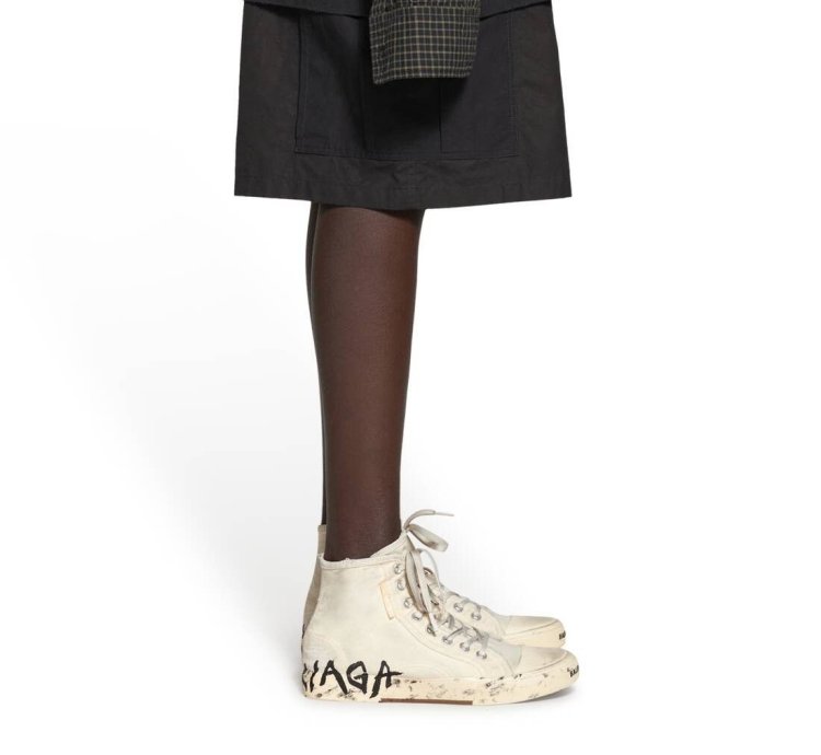 o1mt1gz0824 Paris High Top Graffiti Sneaker in Cream