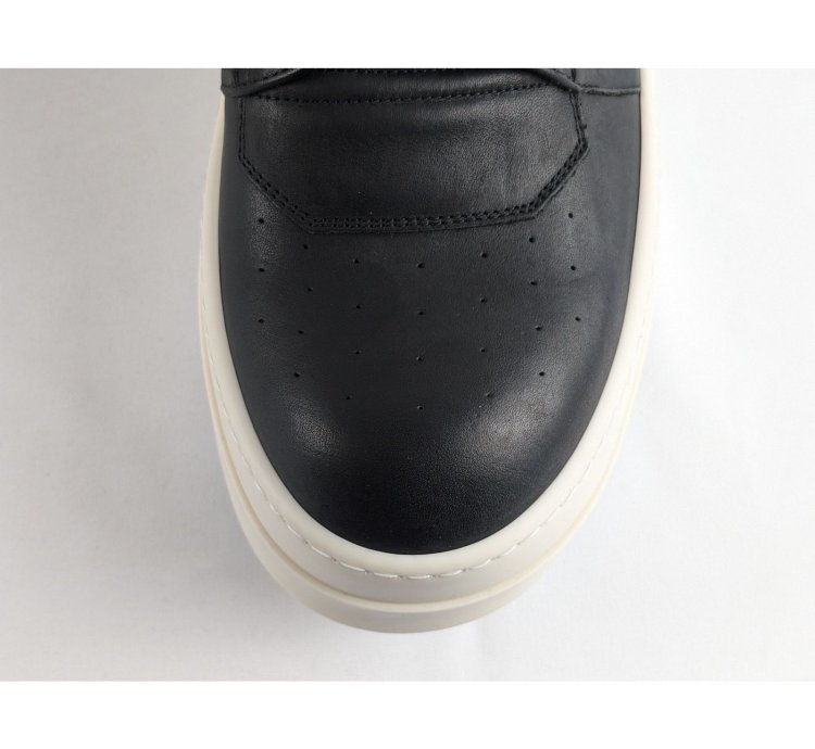 o1rshd1 Mega Bumper Geobasket Sneakers in Black Milk