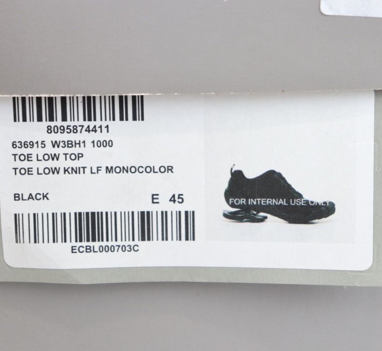 o1rshd1 Toe Low Top Knit LF Monocolor Sneaker shoe in Black