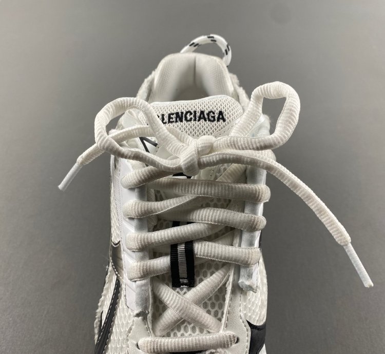 Balenciaga Runner White Black Gradient