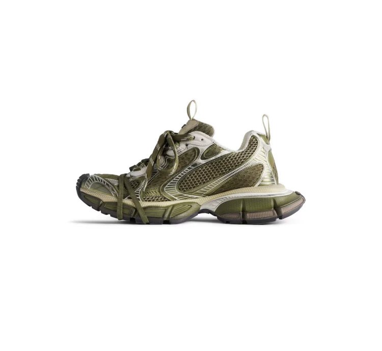 o1srvl11e0325 3XL Sneaker in Dark Green Light Beige