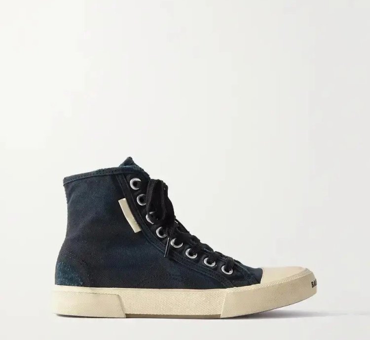 o1w1db10425 Paris High Top Sneakers in Black