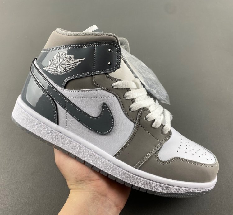 Jordan 1 Mid SE White Medium Grey Cool Grey