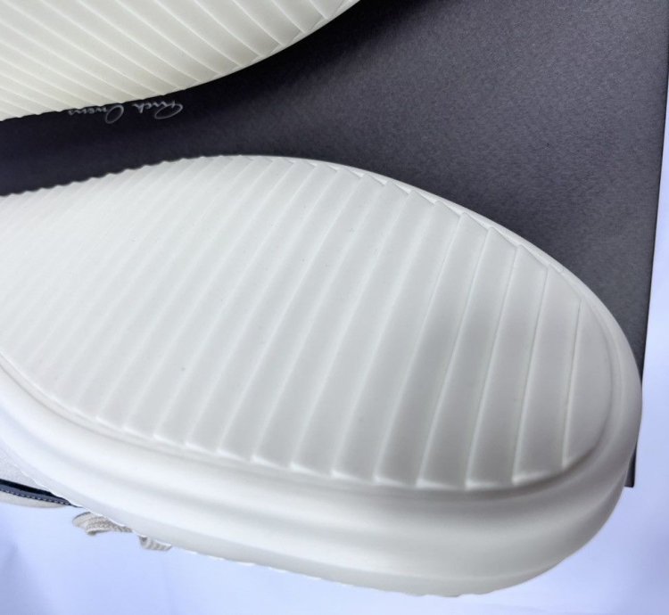 Off white vintage suede sneakers