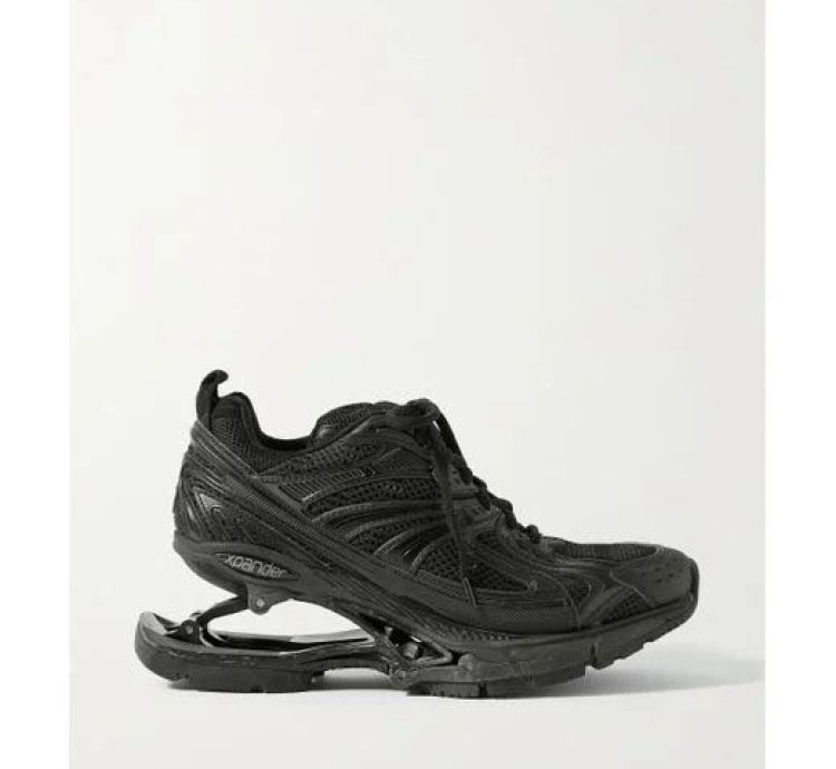 os11x0224 -Pander Sneakers in Black