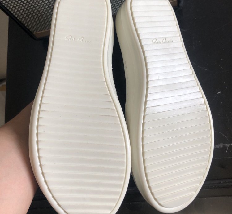 Owens classic sneaker