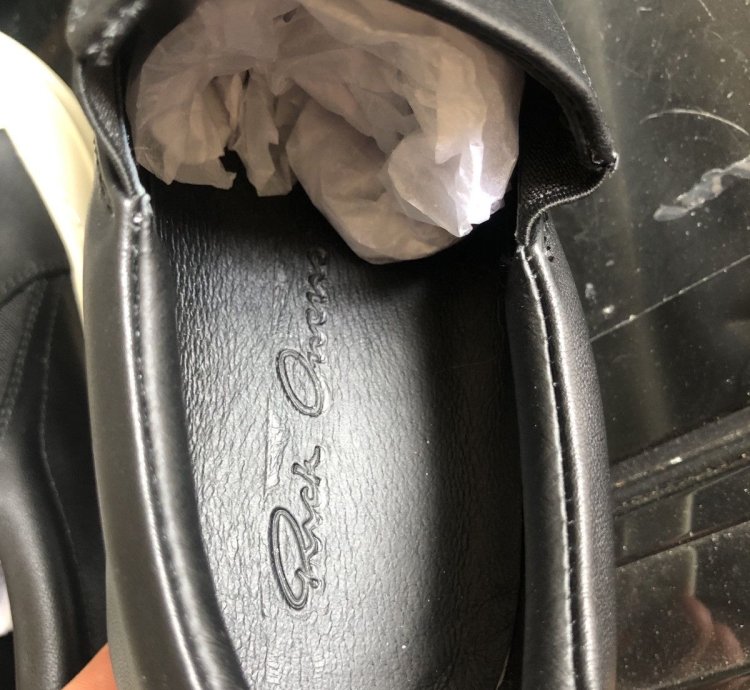 Owens classic sneaker