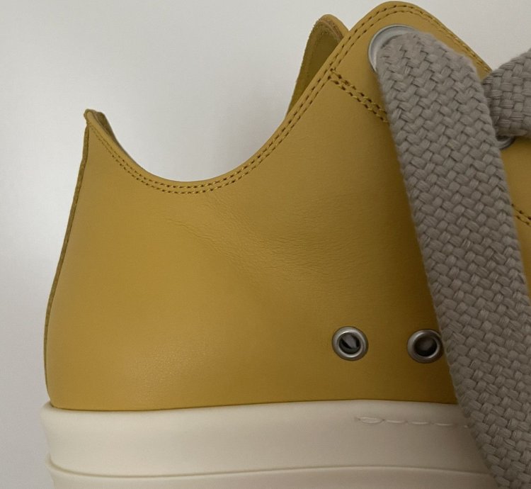 RAMONE JUMBO LACE LEMON PORTERVILLE 43 5(10 5US)
