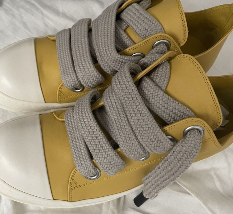 RAMONE JUMBO LACE LEMON PORTERVILLE 43 5(10 5US)