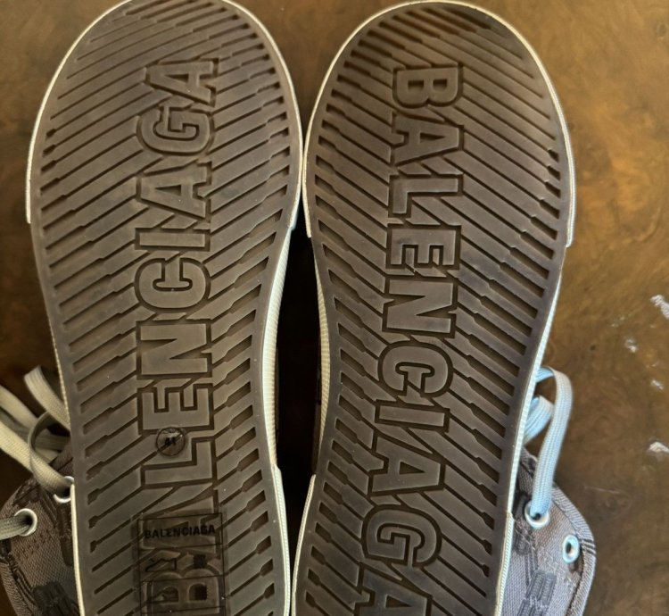 Rare Balenciaga Gucci Monogram Sneakers - 41 (New )