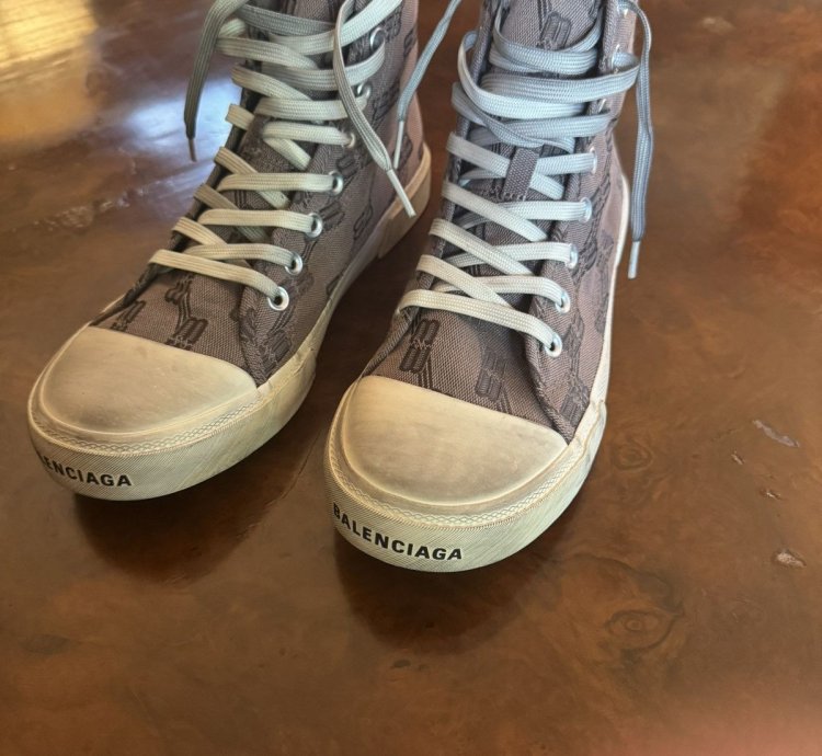 Rare Balenciaga Gucci Monogram Sneakers - 41 (New )