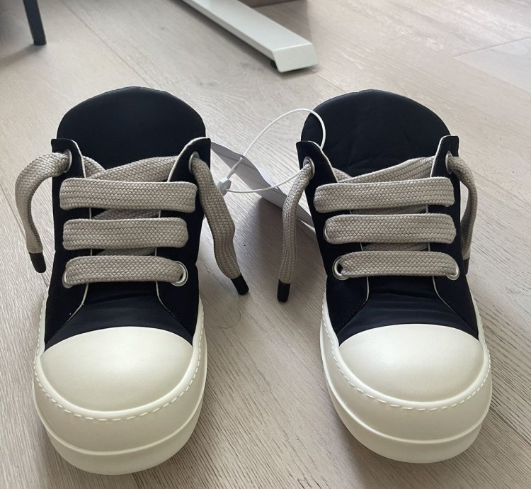 RARE SIZE 15 RICK OWENS JUMBO LACE PUFFER LOW