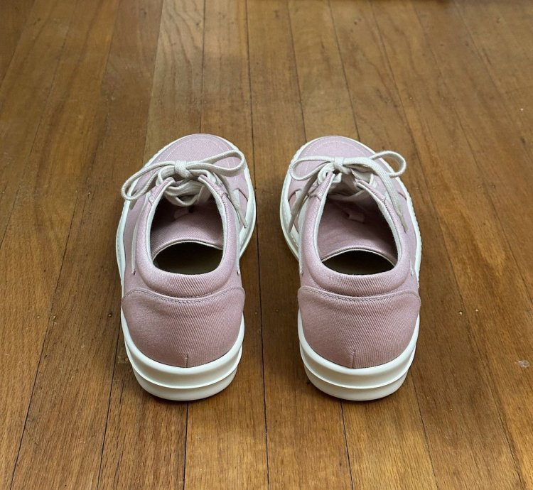 Rare Vintage Sneaks brand new in box