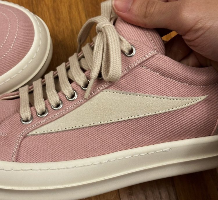 Rare Vintage Sneaks brand new in box